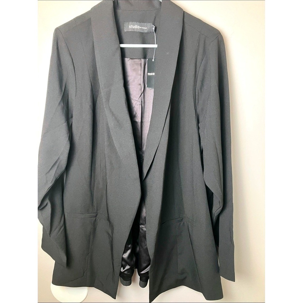 NWT Studio by Torrid Crepe Classic Black Women's Shawl Collar Open Blazer Sz 2X